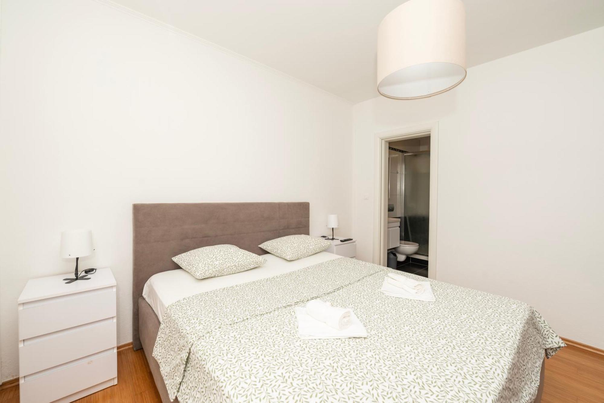 Apartment Paula Trogir Exteriör bild
