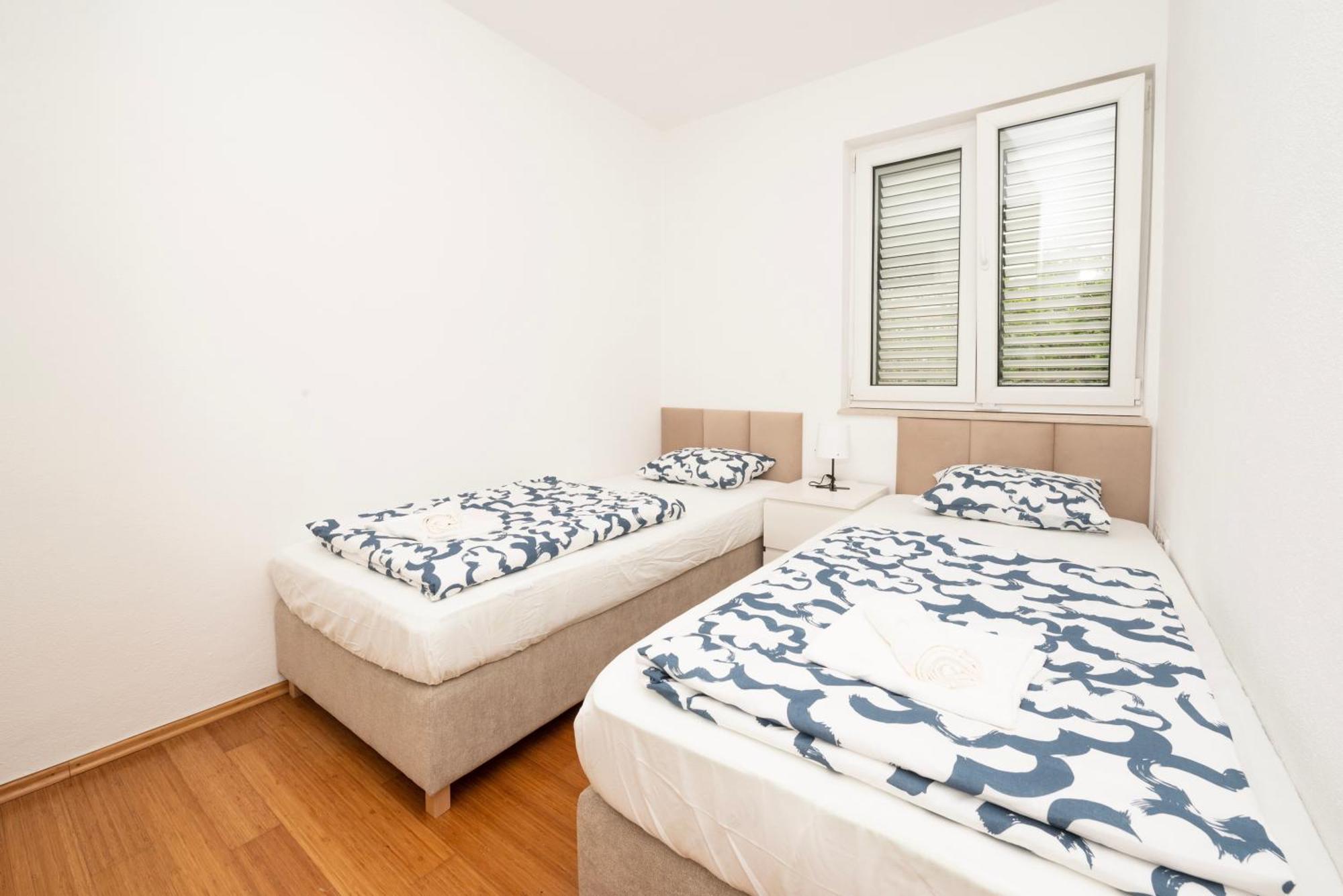Apartment Paula Trogir Exteriör bild